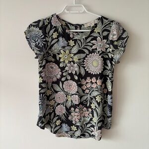 LOFT Petites Ann Taylor Floral Blouse – Black Short Sleeve Top - size XXs